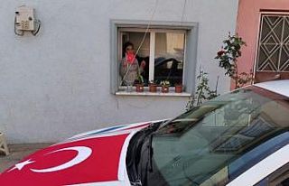 Jandarma ekipleri çocuklarla birlikte 23 Nisanı...