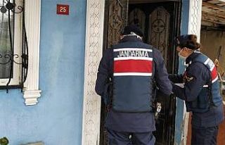 Jandarma sokağa çıkamayan 5 bin 488 kişiye yardım...