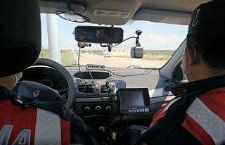 Jandarmadan motosiklet ve araçlara radarlı denetim