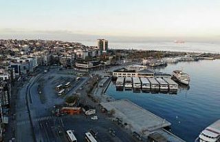 Kadıköy Meydanı sokağa çıkma kısıtlaması...