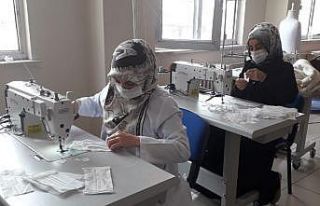 Kahta Halk Eğitim Merkezinde maske üretimi başladı