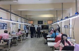 Kahta’da 10 bin koruyucu maske üretimine başlanıldı