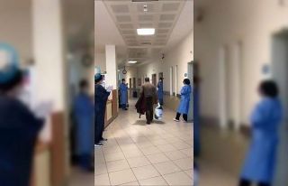 Karacabey’de korona virüsü yenen hasta alkışlarla...