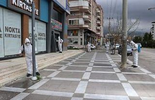 Karaköprü’de iş yerleri dezenfekte ediliyor