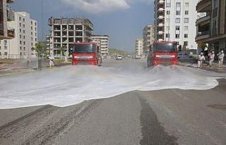 Karaköprü’nün mahalleleri dezenfekte edildi