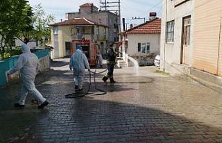 Karantina altındaki Sindelli Mahallesi dezenfekte...