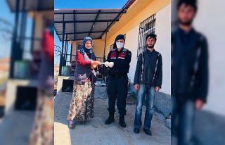 Karantina yaşlı kadının bağışını durduramadı