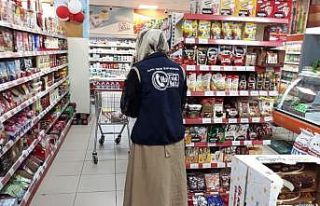 Karantinadaki aileden alışverişe yardımcı olan...