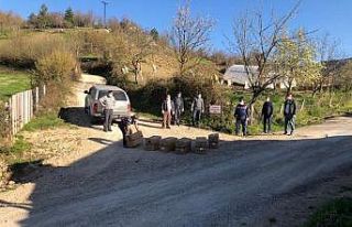 Karantinadaki köylere gıda yardımı yapıldı