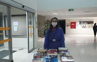 Karantinadaki vatandaşlara kitap hediye edildi