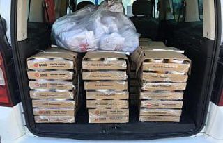 Karesi, iftarda evlere misafir