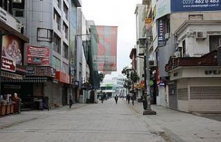 Karşıyaka Çarşısı’na giriş çıkışlar kapatıldı