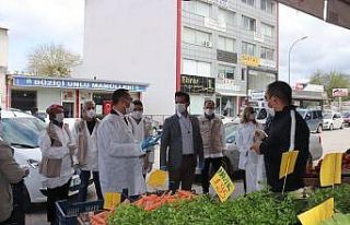 Kaymakam Almalı, virüs tedbirleriyle ilgili esnafı...