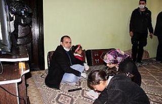 Kaymakam Can’dan derslerini takip edemeyen öğrencilere...