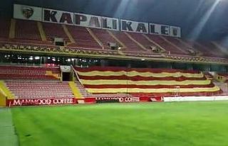 Kayseri Kadir Has Stadyumunda İstiklal Marşı coşkusu