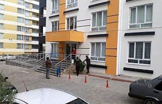 Kayseri’de 9 katlı bir bina karantinaya alındı