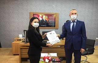 Kdz. Ereğli TSO öğrencilere 6 bin adet kitap dağıttı