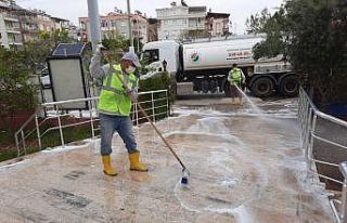 Kepez’de cadde ve sokaklar dezenfekte ediliyor