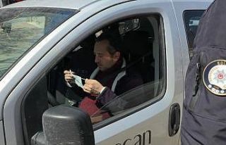 Keşan’da polisten şehir merkezinde ateş ölçer...