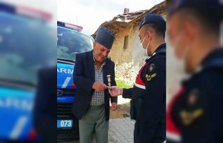 Kıbrıs Gazisi emekli maaşından 500 TL’yi kampanyaya...