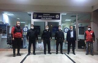 Kızılay’dan beyaz önlüklü kahramanlara şükran