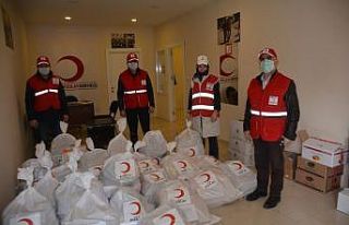 Kızılaydan ihtiyaç sahiplerine gıda yardımı