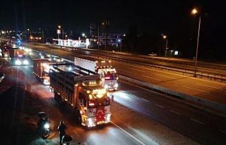 Kocaeli’de kamyonculardan Bakan Soylu’ya konvoylu...