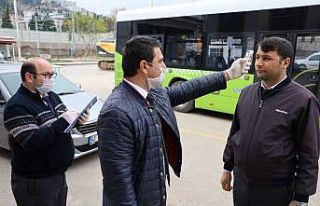 Kocaeli’de vatmanlar ve şoförler ateşlerini ölçtürmeden...