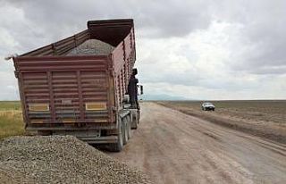 Konya Büyükşehir’den 2020’de mahalle yollarına...