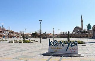 Konya’da sokaklar sessizliğe büründü