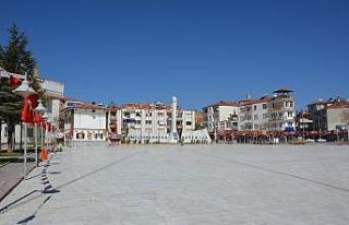 Korkuteli’nde sokaklar sessizliğe büründü