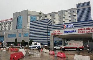 Korona şüphesiyle tedavi gören şahıs polisi alarma...