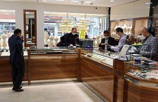 Korona virüs altın fiyatlarını yükseltti