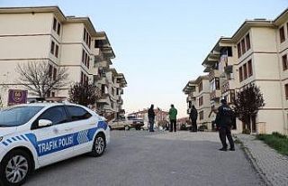 Korona virüs çıkan sitede izolasyon süresi uzatıldı