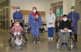 Korona virüsü yenen 5 yaşındaki Miray ve ailesi...