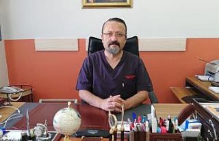 Korona virüsü yenen Prof. Dr. Çobanoğlu görevine...