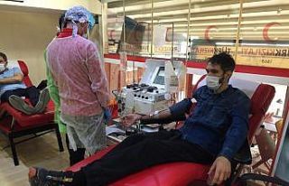 Koronayı yendi hayat kurtarmak için Kızılay’a...