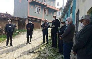 Köylüler Korona virüsün defi için kurban kesti