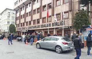 Kredi desteğinde vatandaşlar sosyal mesafeye dikkat...