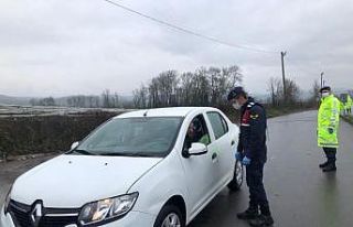 Kurallara uymayan 80 kişiye jandarma ceza kesti