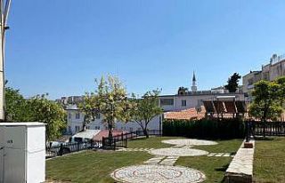 Kuşadası Belediyesi Kitap Parkı tamamlandı