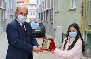 Kütahya’da başarılı öğrenciler ödüllendirildi