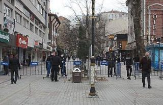 Kütahya’da işlek alanlarda kalabalık oluşumuna...