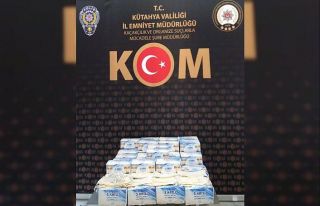 Kütahya’da kaçak 3 bin maske ele geçirildi