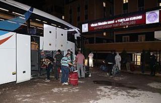 Kuveyt’ten getirilen 250 Türk vatandaşı Kocaeli’deki...