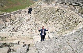 Laodikeia Antik Kenti tiyatrosu 2021 yılında etkinliklere...