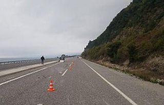 Lastiği patlayan araç takla attı: 1 yaralı