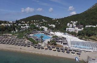 Lüks tatil ucuzladı