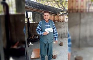 Malatya’da maske dağıtımı devam ediyor