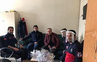 Malatya’da sağlık çalışanlarına siperlik destek